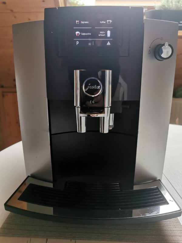 Jura E6