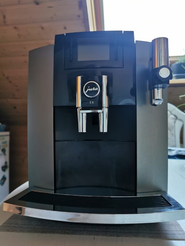 Jura E8 Platinum