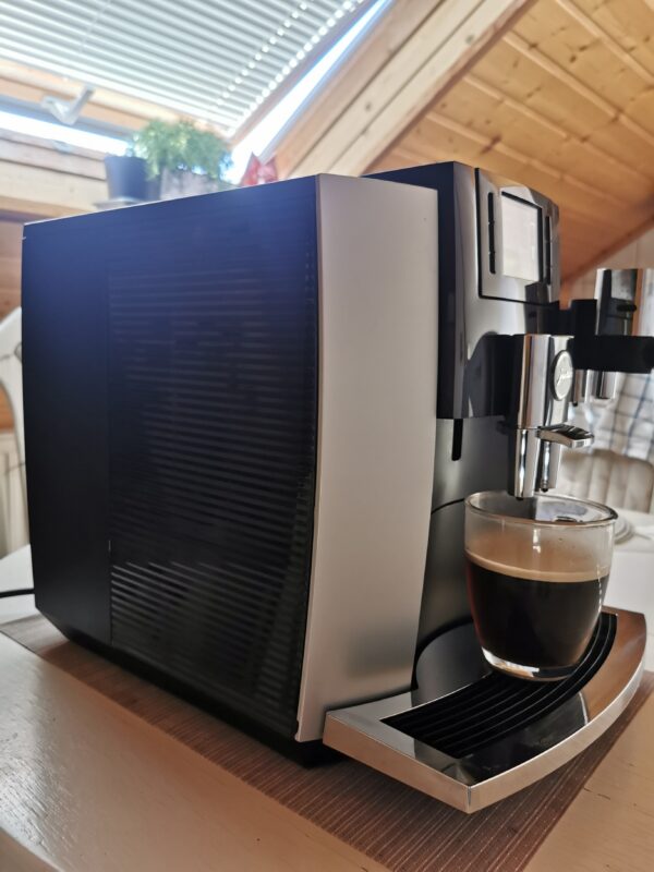 Jura E8 Silver - Image 4