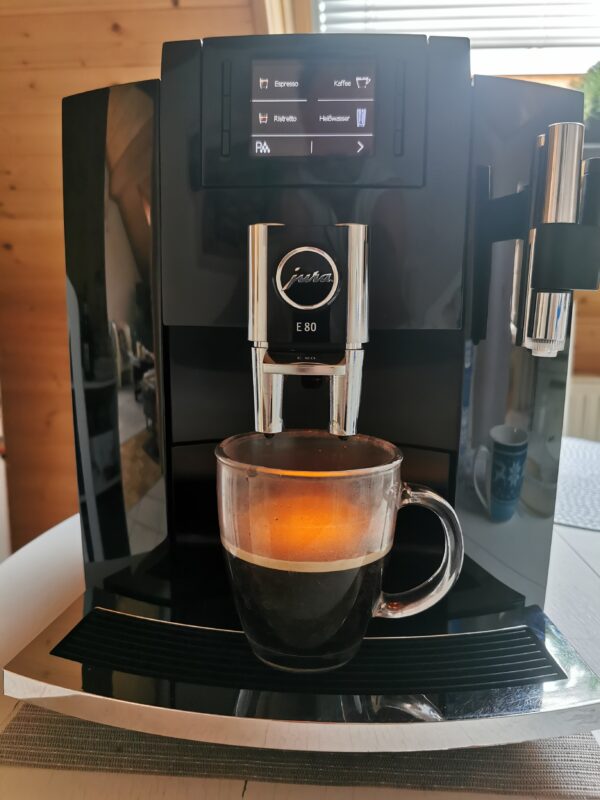 Jura E80 Piano Black - Image 6