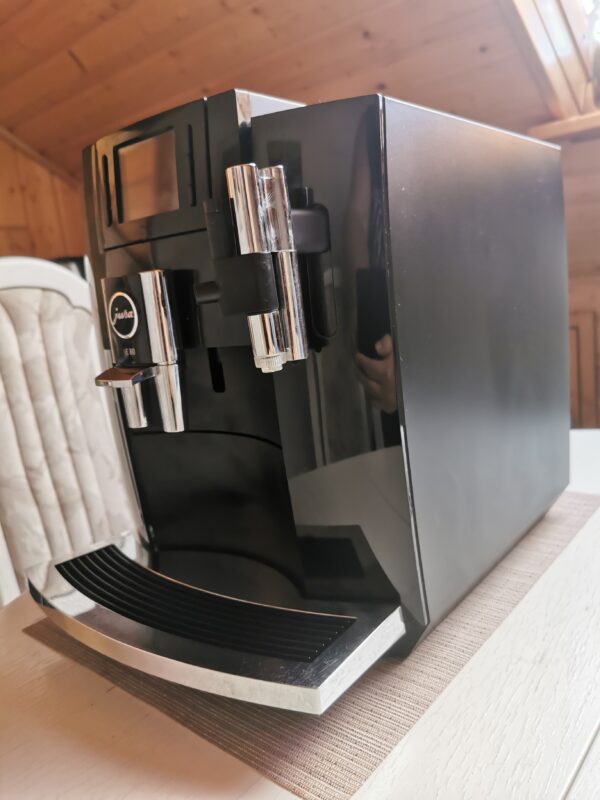 Jura E80 - Image 6