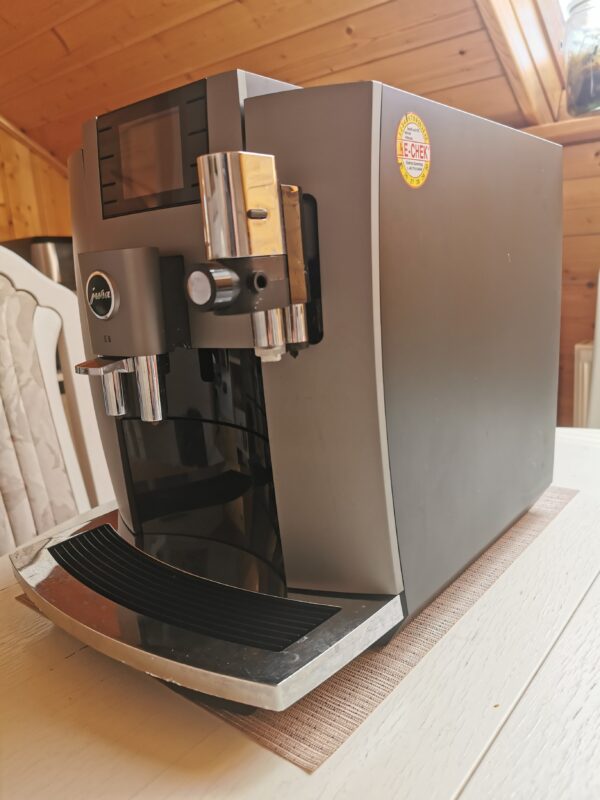 Jura E8 (eb) - Image 2
