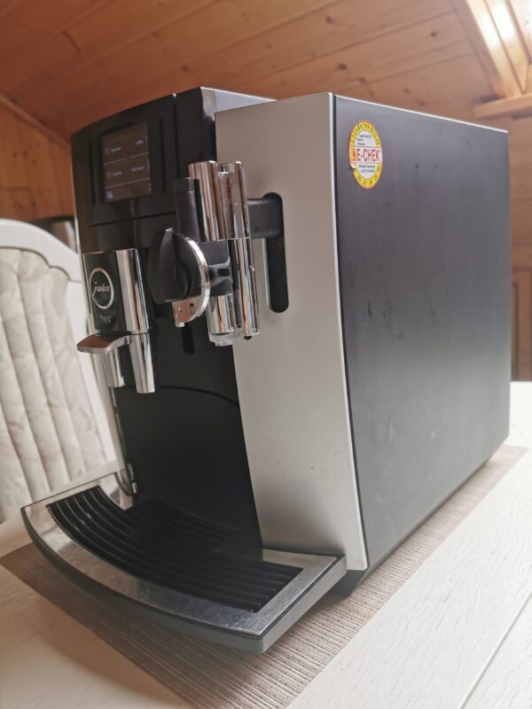 Jura E8 Silver - Image 5