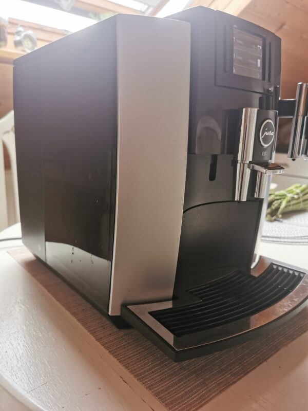Jura E8 Silver - Image 4