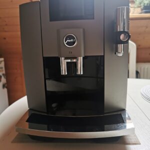 Jura E8 (eb) Dark Inox